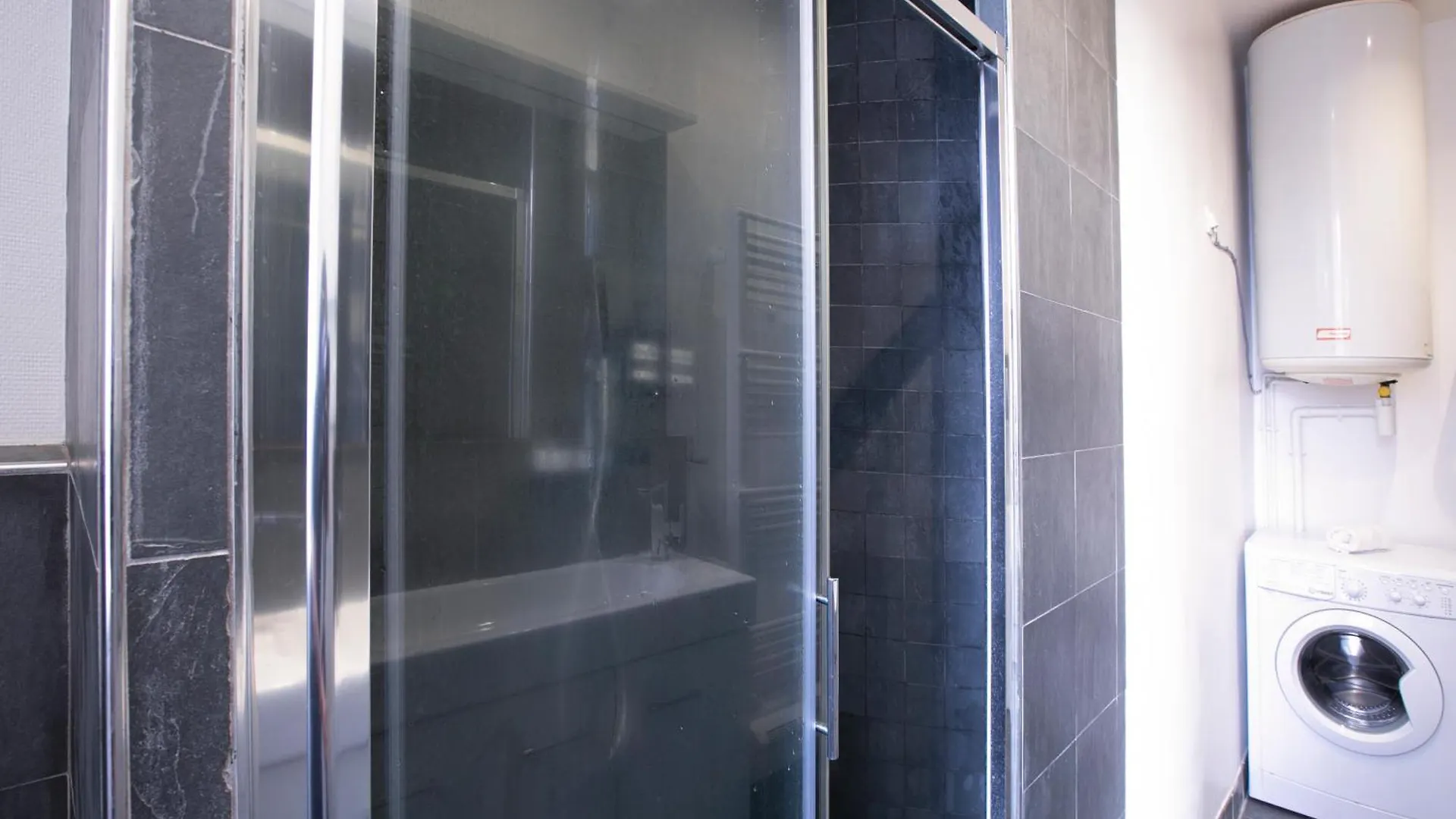 Lejlighed Warm 2 Bedrooms - C38